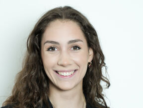 Barrister Gordana Balac professional profile photograph